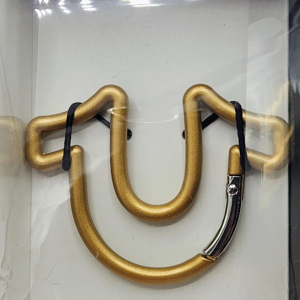 NIB True Religion Altro Bifold Wallet & Gold Horseshoe Carabiner Gift Set
